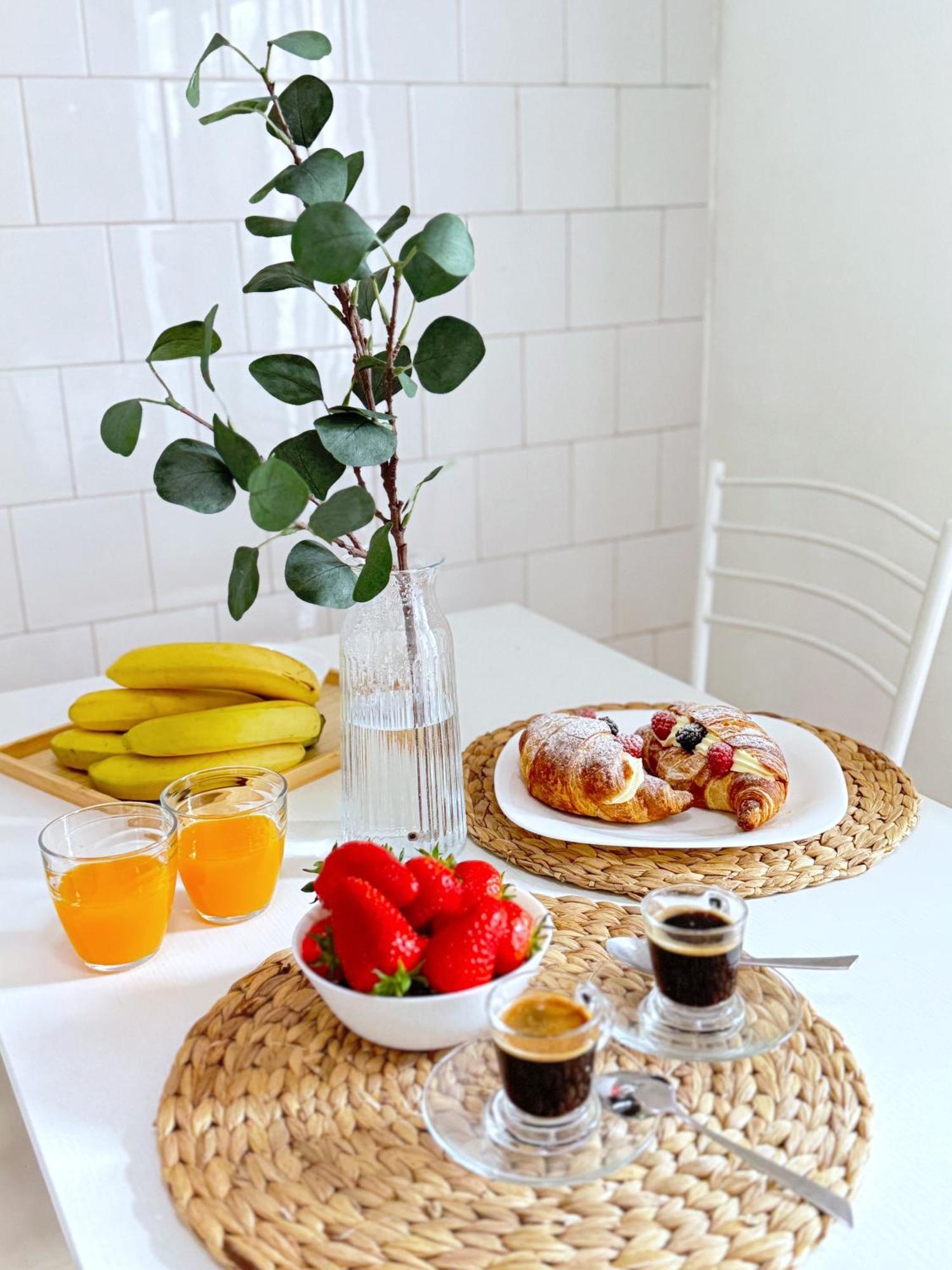 Romeway - Metro & Parking Appartement