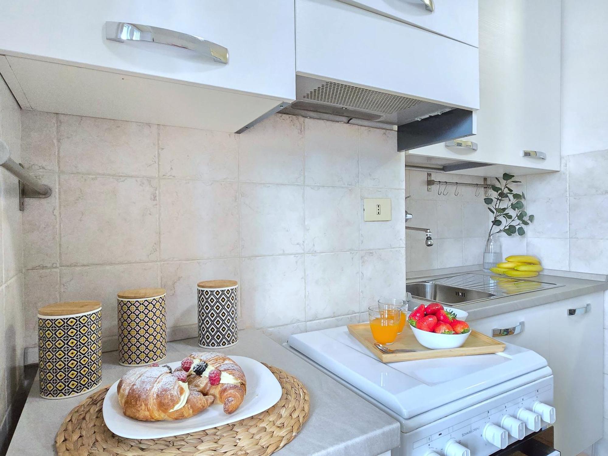 Romeway - Metro & Parking Appartement
